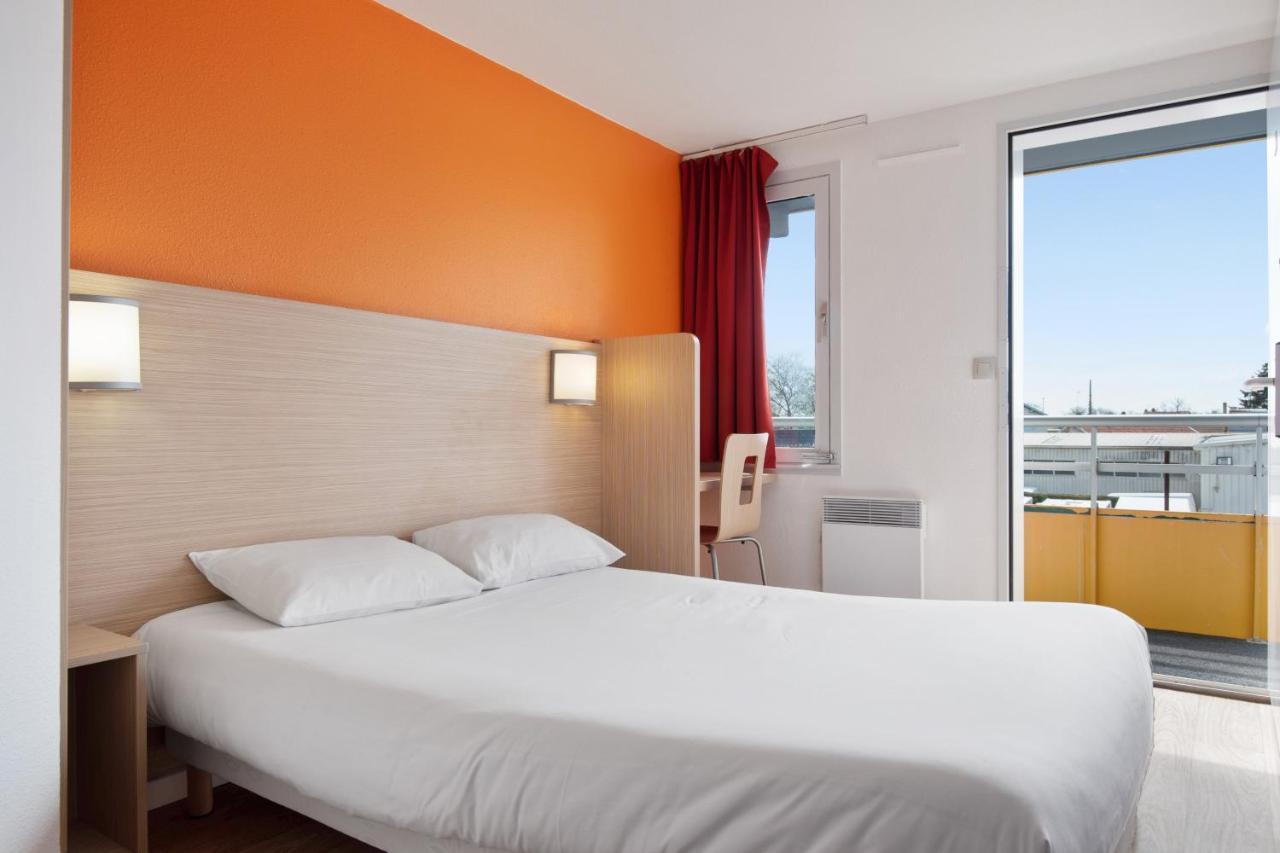 Premiere Classe Lyon Est - Bron Eurexpo Десін-Шарп'є Екстер'єр фото